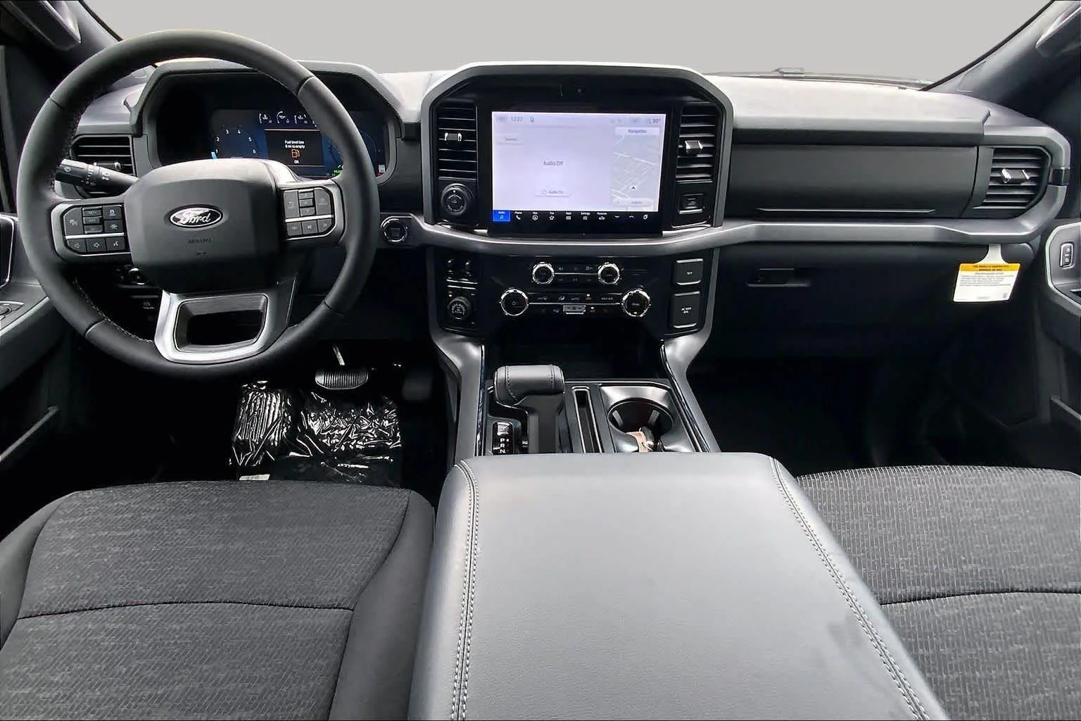 New 2026 Agate Black Metallic Ford XLT image 7