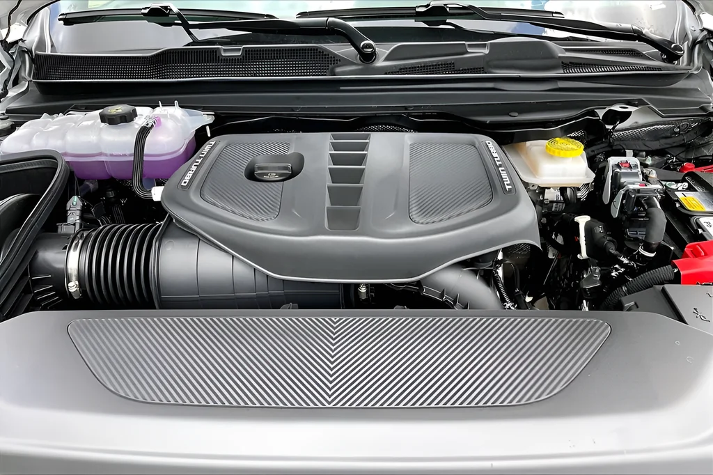 New 2026 Bright White Clear-Coat Exterior Paint RAM RHO image 11