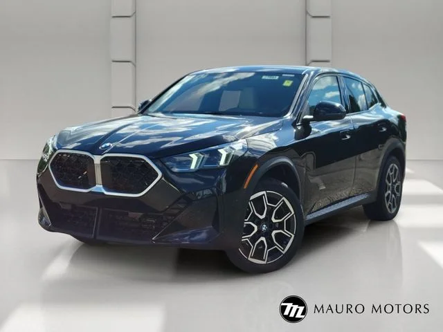 2026 BMW X2 28i