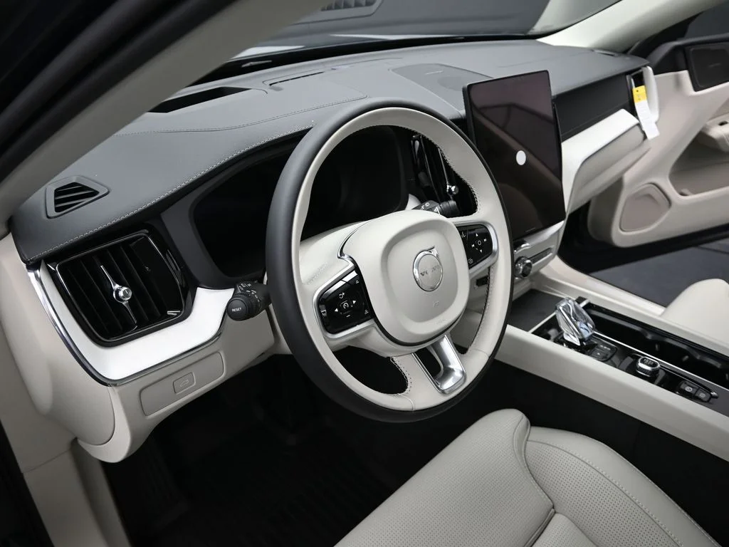 New 2026 Denim Blue Volvo Ultra image 11