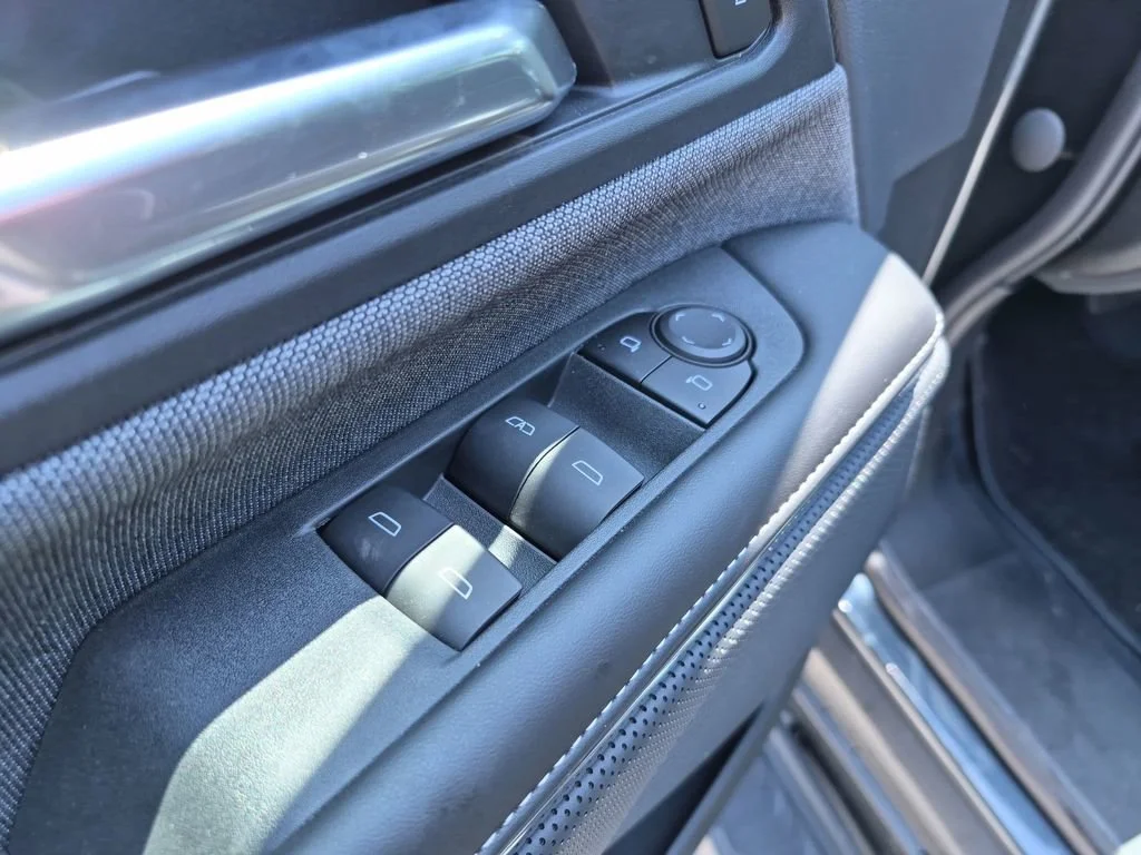 2026 GMC Sierra EV Elevation - Photo 17