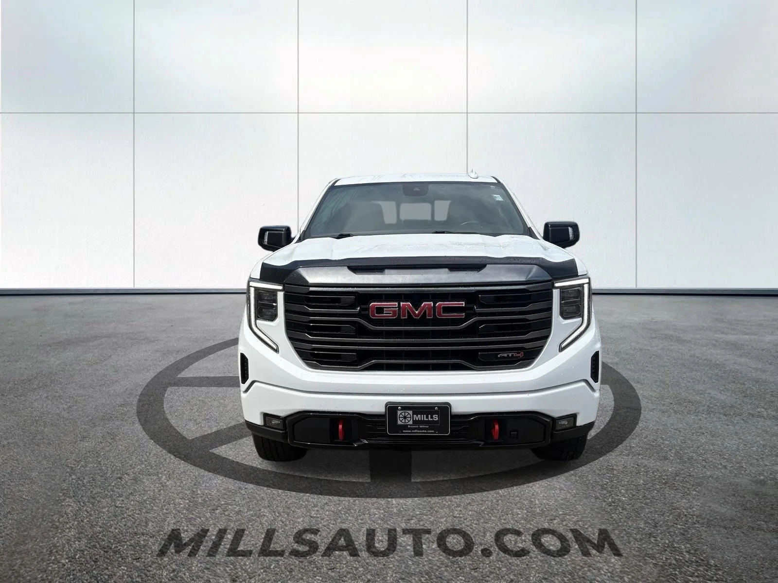 Used 2022 GMC Sierra 1500 AT4 with VIN 1GTPUEEL6NZ535274 for sale in Baxter, Minnesota