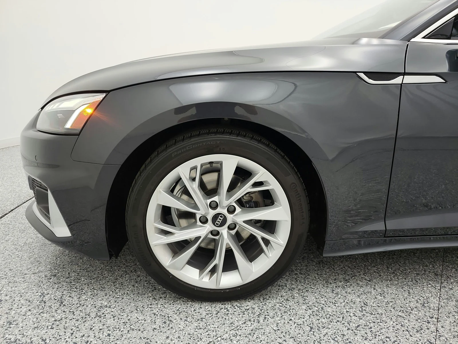 Used 2023 Manhattan Gray Metallic Audi Premium image 18