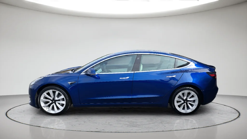 Used 2020 Blue Tesla Long Range image 8
