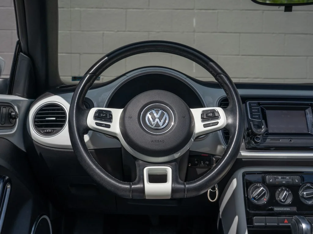 Used 2019 White Volkswagen 2.0T S image 23