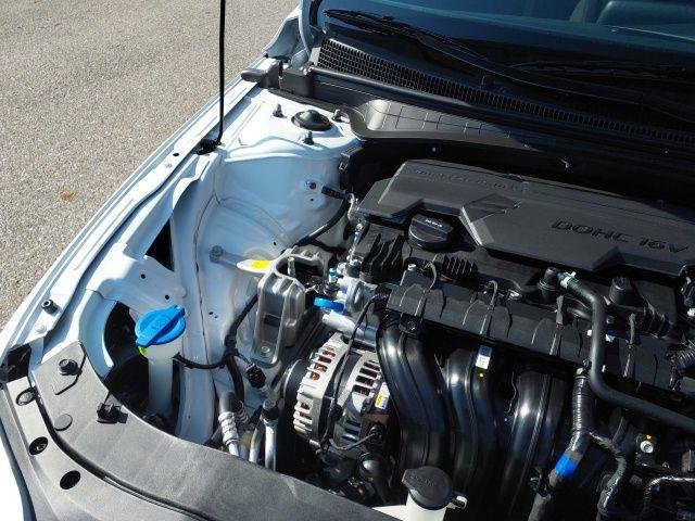 New 2026 White Hyundai SE image 16