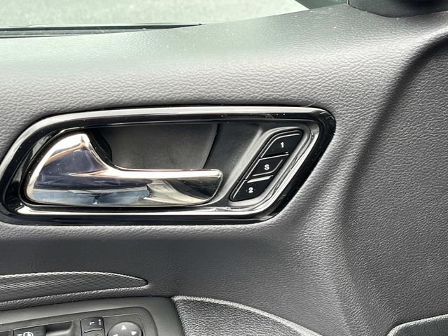 Used 2025  Dodge R/T image 29