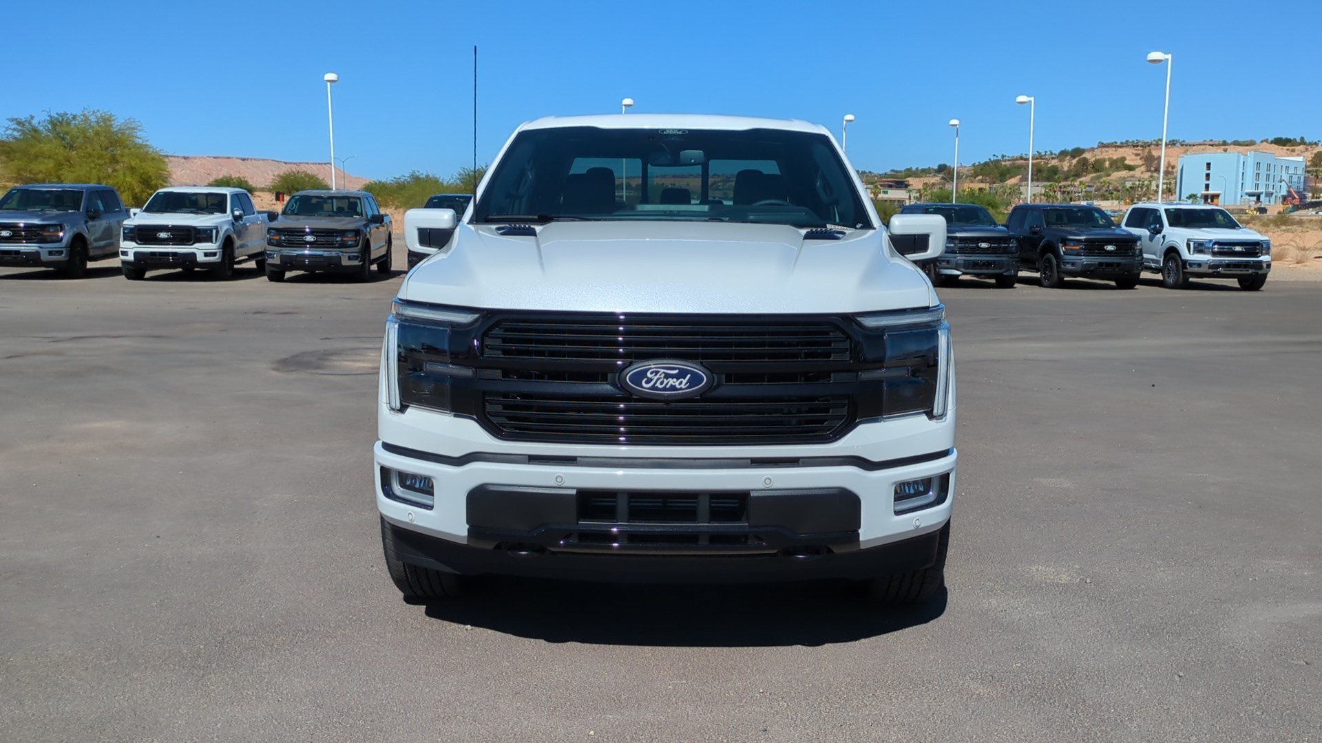 New 2026 Star White Metallic Tri-Coat Ford Platinum image 8
