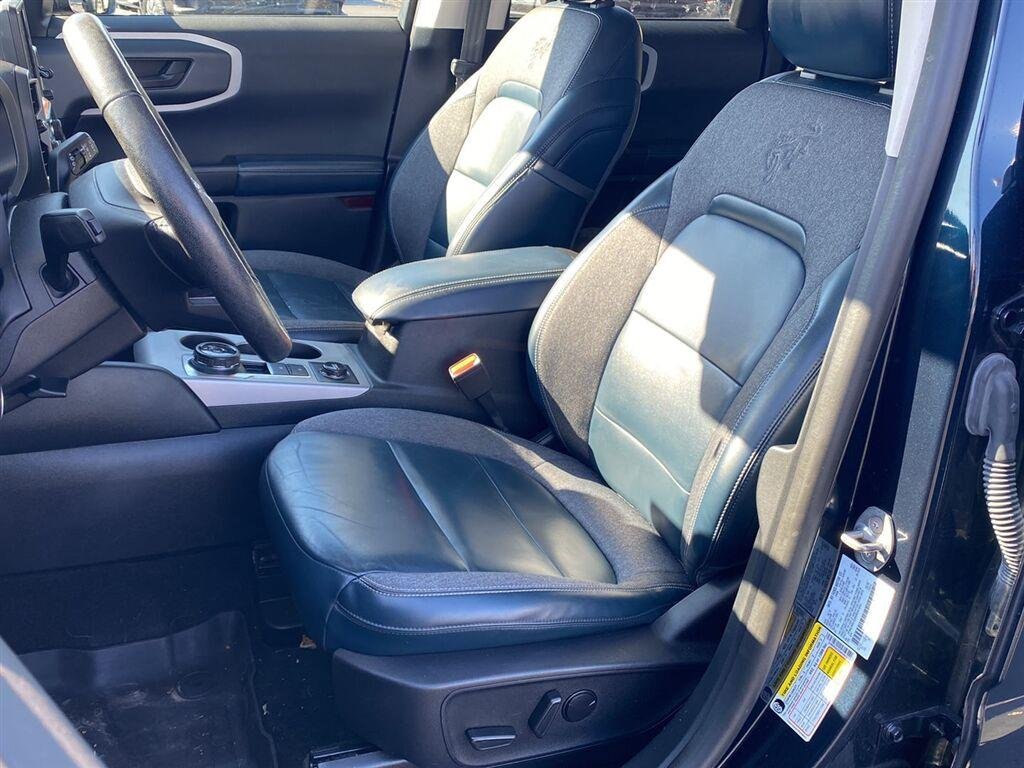 Used 2022 Alto Blue Metallic Tinted Clearcoat Ford Outer Banks image 2