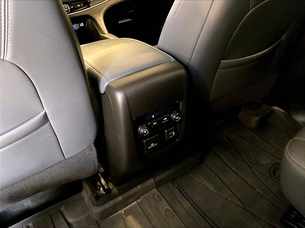 Used 2023 Black Buick Essence image 29