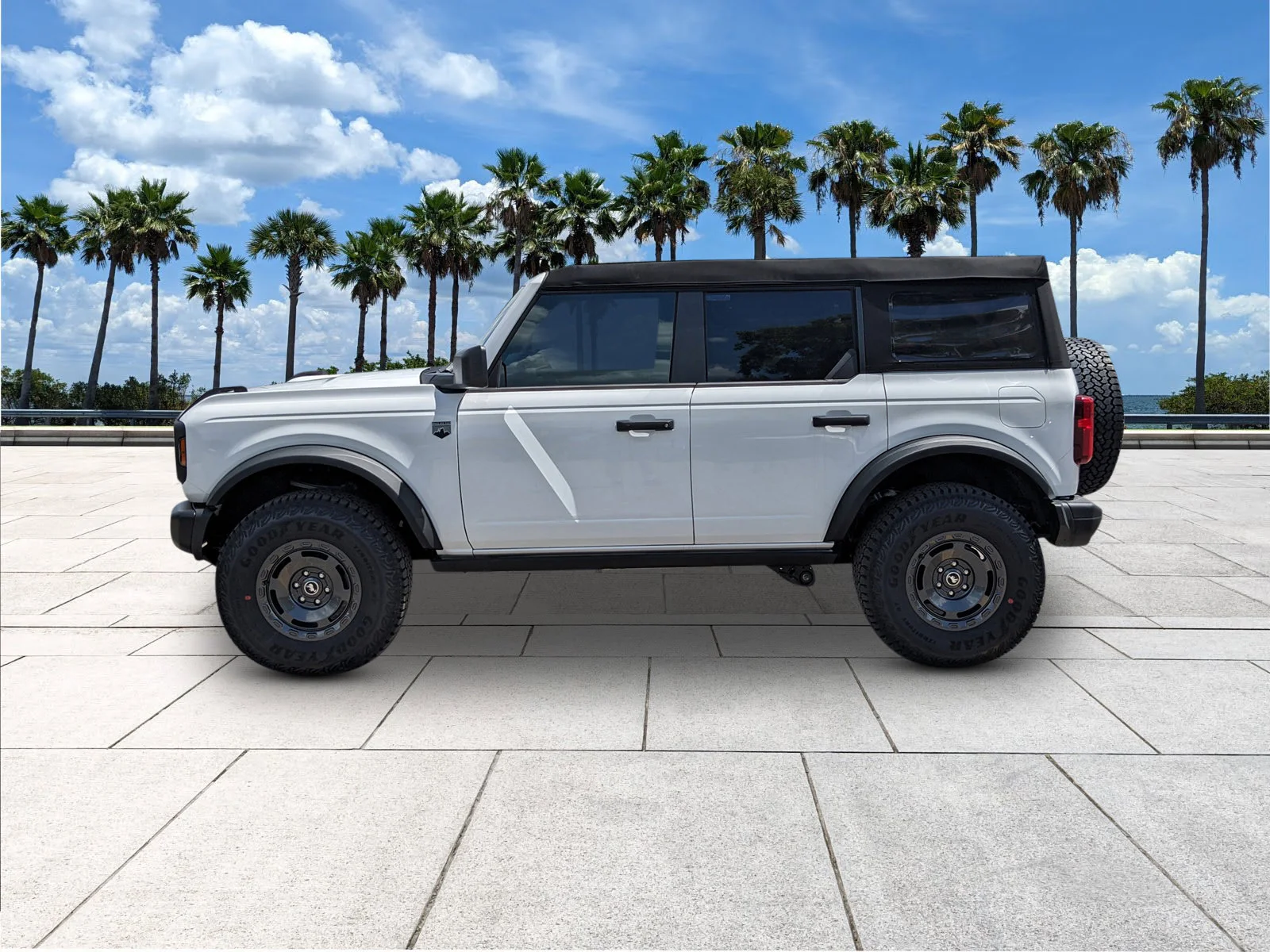 New 2025 Oxford White Ford Big Bend® image 4