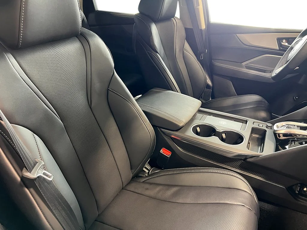 New 2026 Liquid Carbon Metallic Acura w/Technology Package image 40