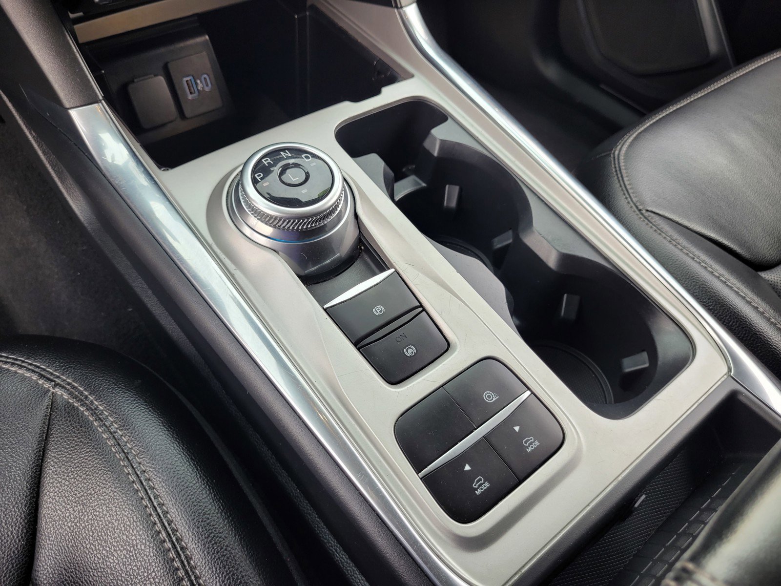 2023 Ford Explorer Limited - Photo 21