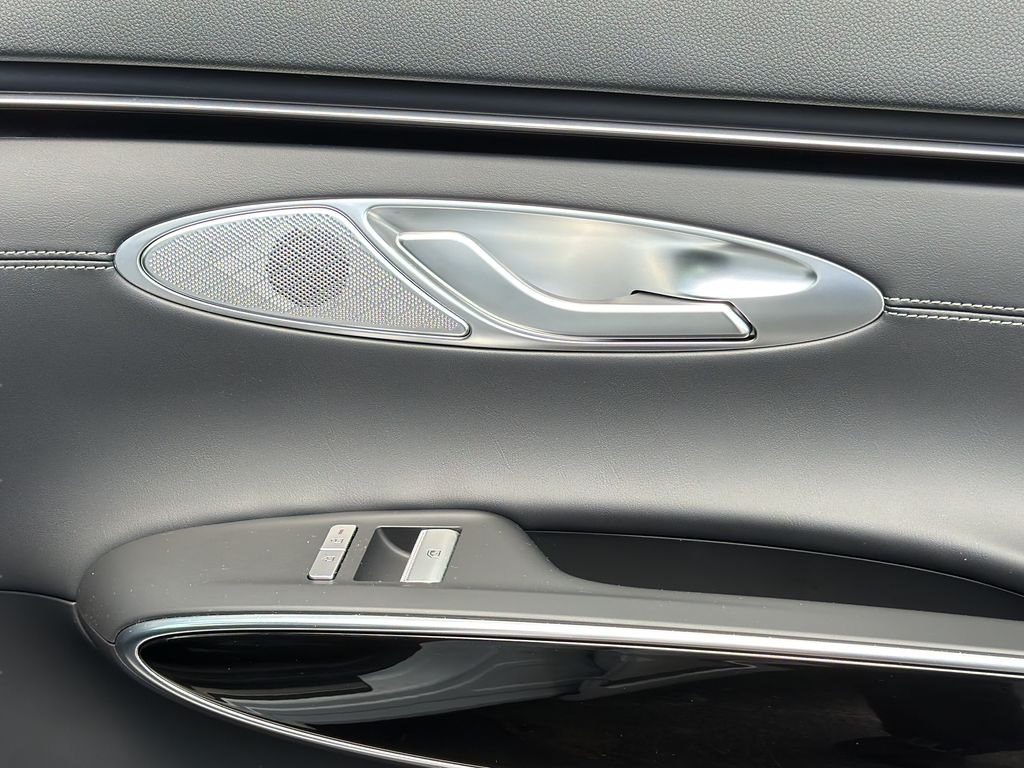 2026 GENESIS GV70 Standard - Photo 34