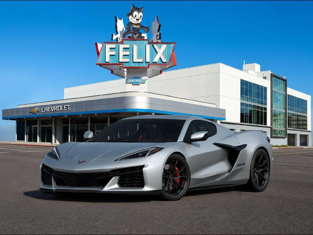 New 2027 Blade Silver Metallic Chevrolet 3LT image 1