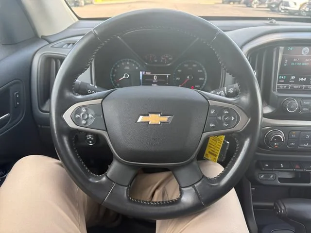 Used 2016 BLACK Chevrolet 4WD Z71 image 18