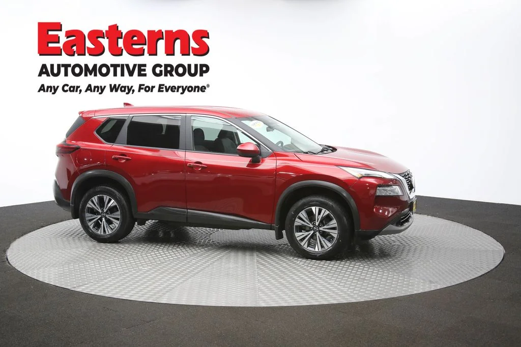 Used 2023 Red Nissan SV image 44