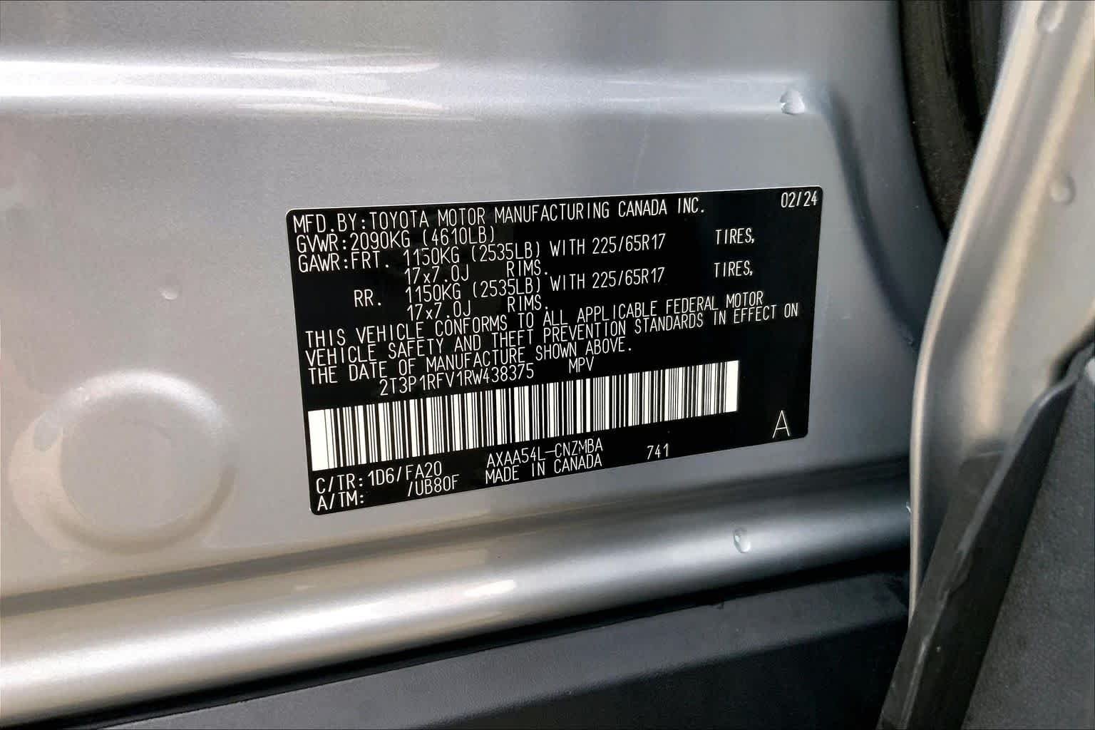 Used 2024 Silver Sky Metallic Toyota XLE image 33