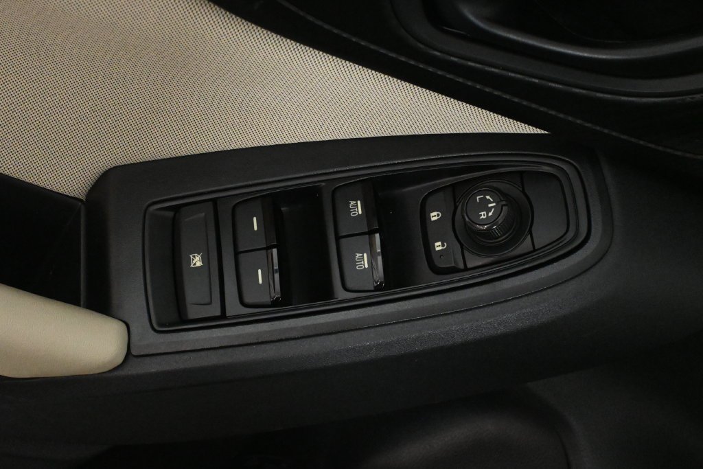 Used 2020 Crystal Black Silica Subaru Premium image 25