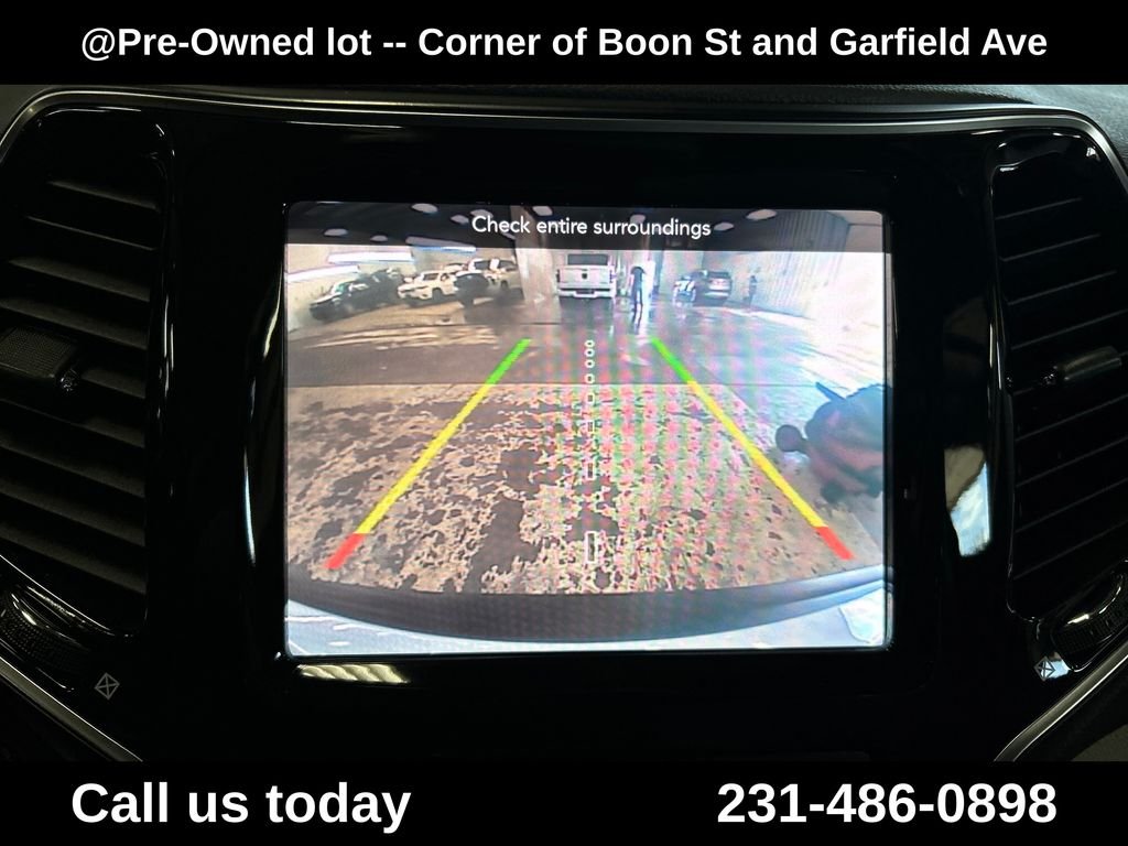 Used 2019 White Jeep Limited image 24