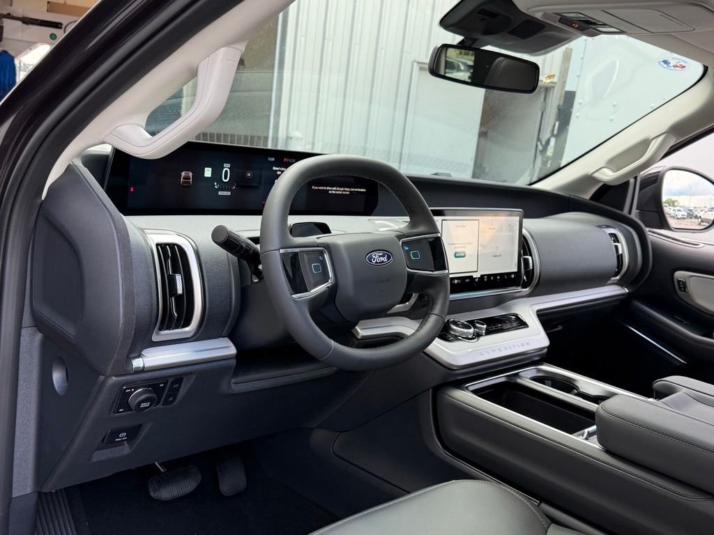 New 2027 Dark Matter Gray Metallic Ford Active image 4