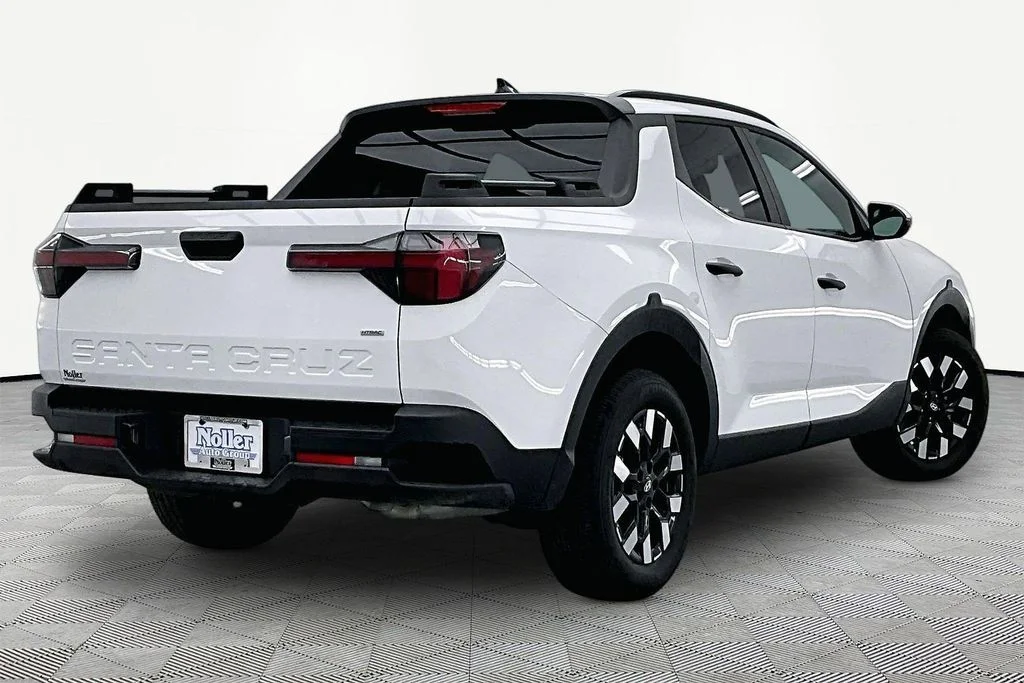 Used 2026 Hyundai Santa Cruz SEL with VIN 5NTJBDDE0TH159363 for sale in Kansas City