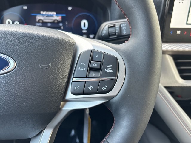 New 2026 Space White Metallic Ford Active image 53