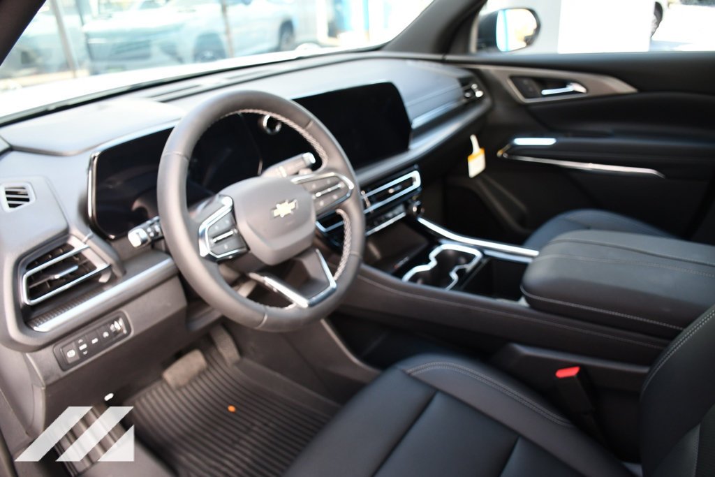 2027 Chevrolet Traverse LT - Photo 22