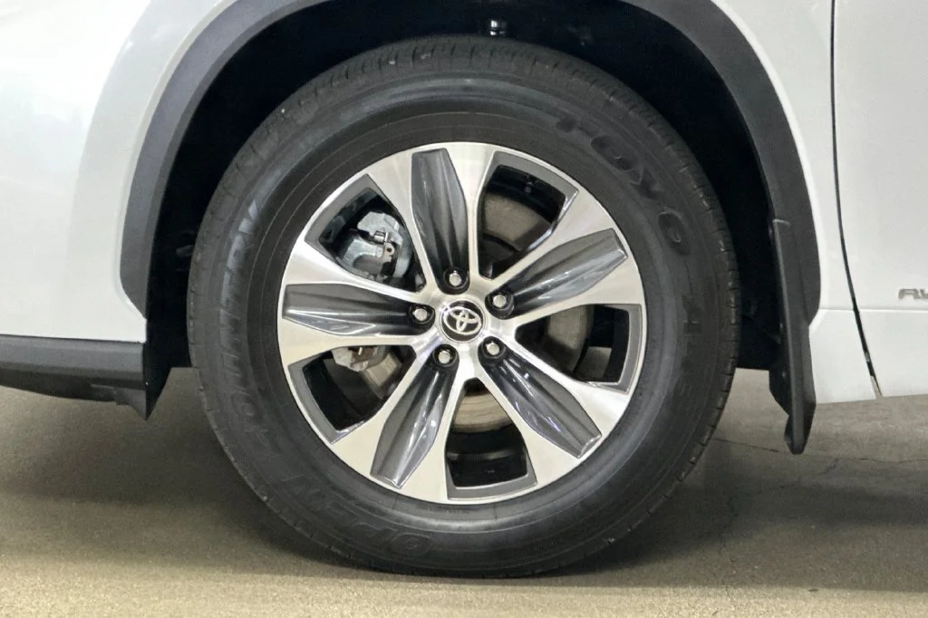 Certified Used 2026 Beige Toyota XLE image 27