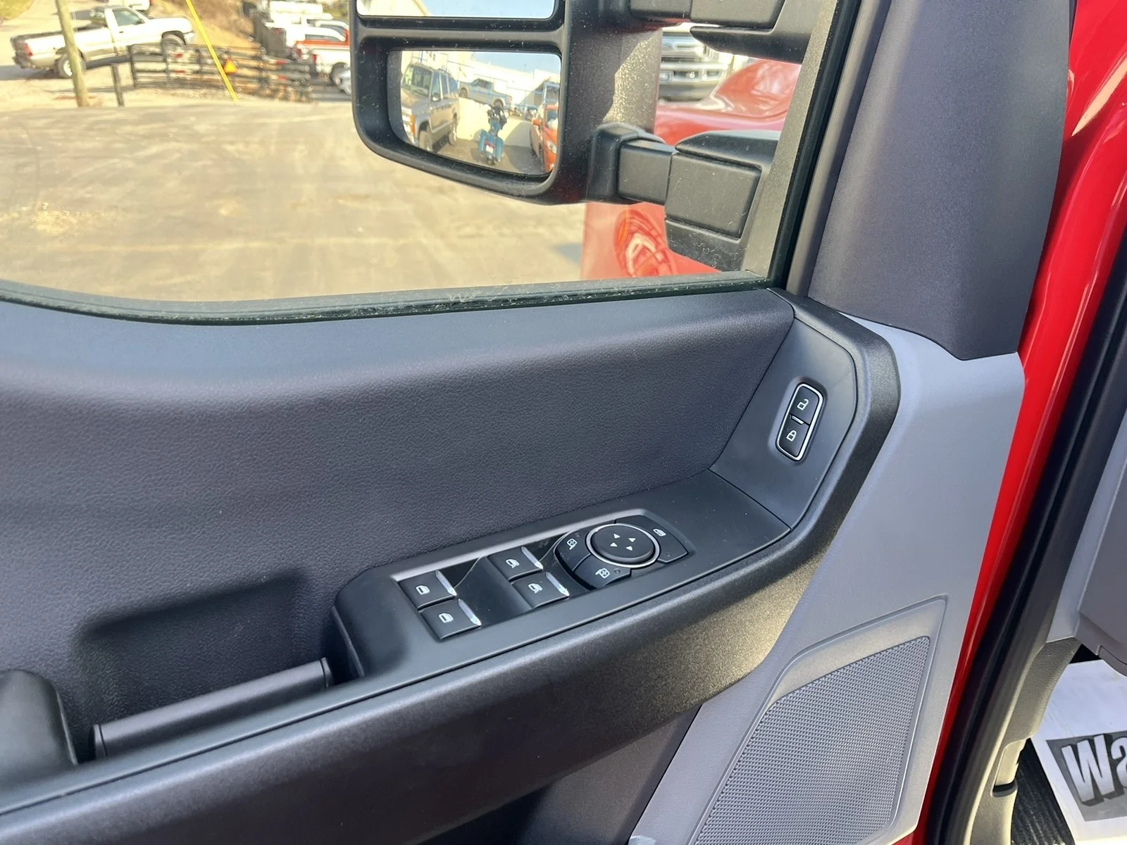 2025 Ford F-350 Super Duty Chassis Cab XL - Photo 15