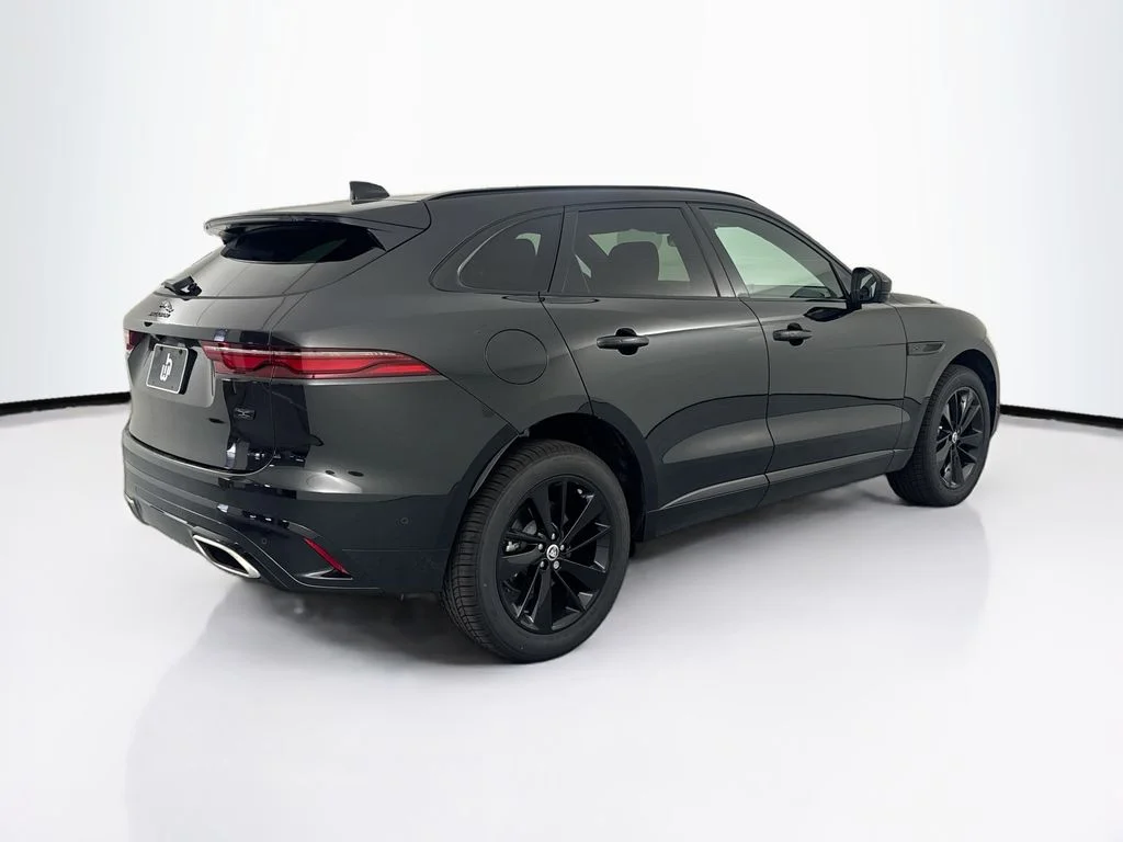 2026 Jaguar F-Pace R-Dynamic S - Photo 5