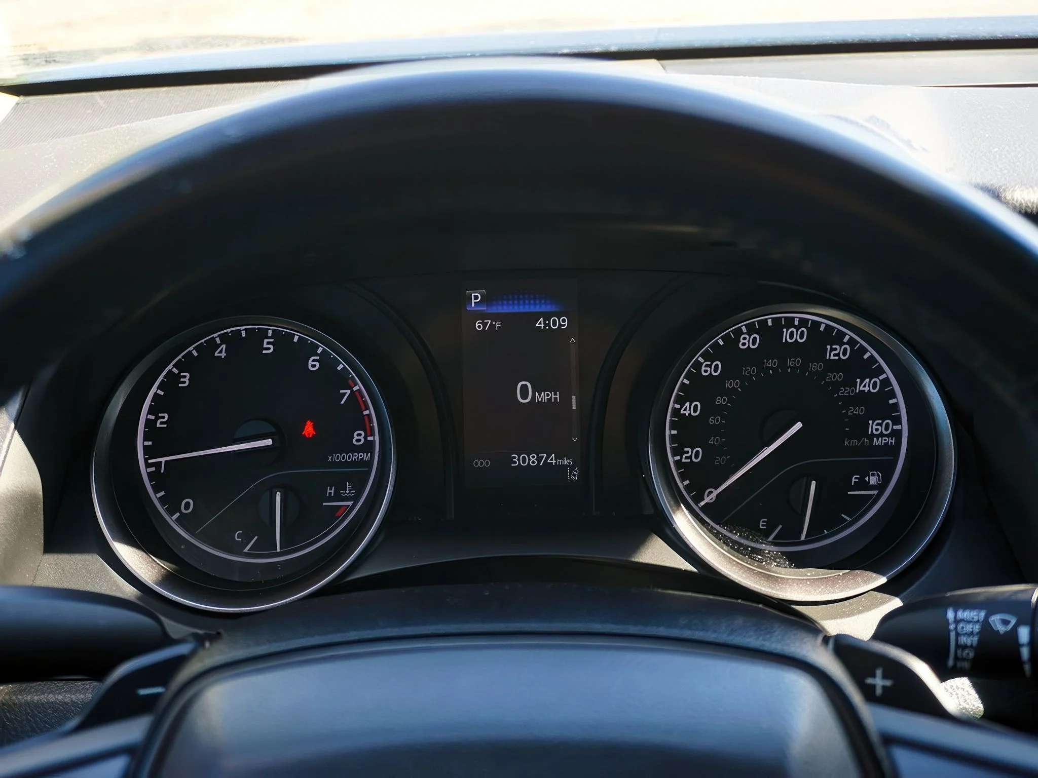 2021 Toyota Camry SE - Photo 18