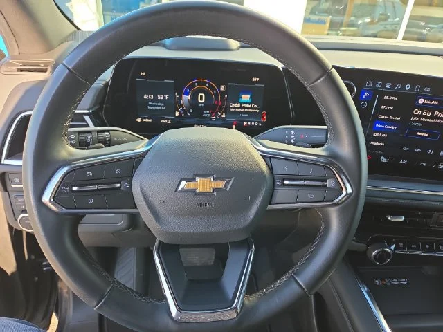 Used 2025 Dark Ash Metallic Chevrolet LT image 18