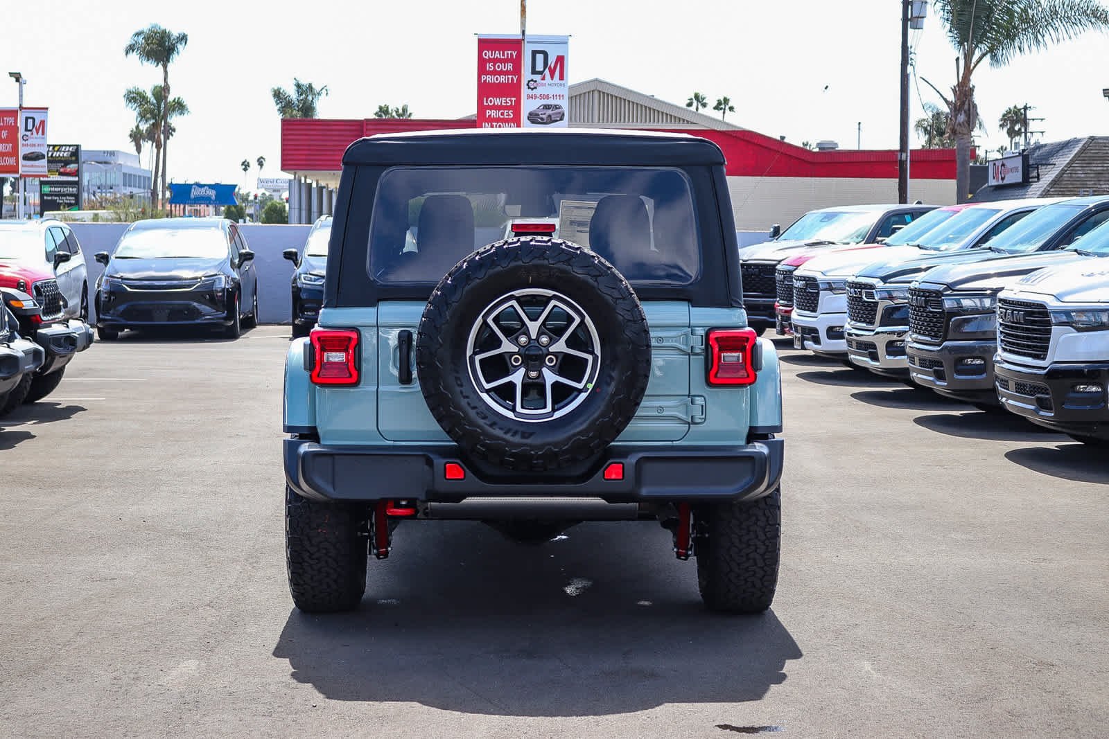 New 2027 Earl Clear-Coat Paint Jeep Rubicon image 5