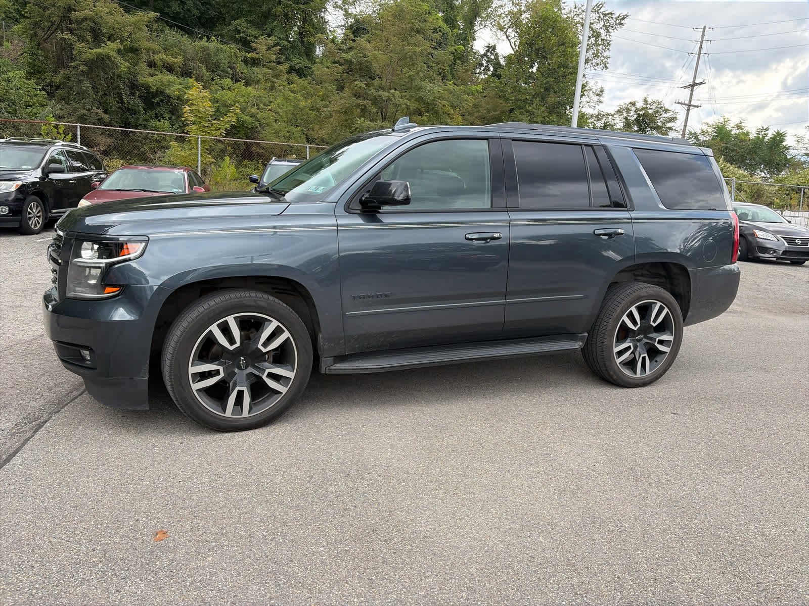Used 2019 Shadow Gray Metallic Chevrolet Premier image 20