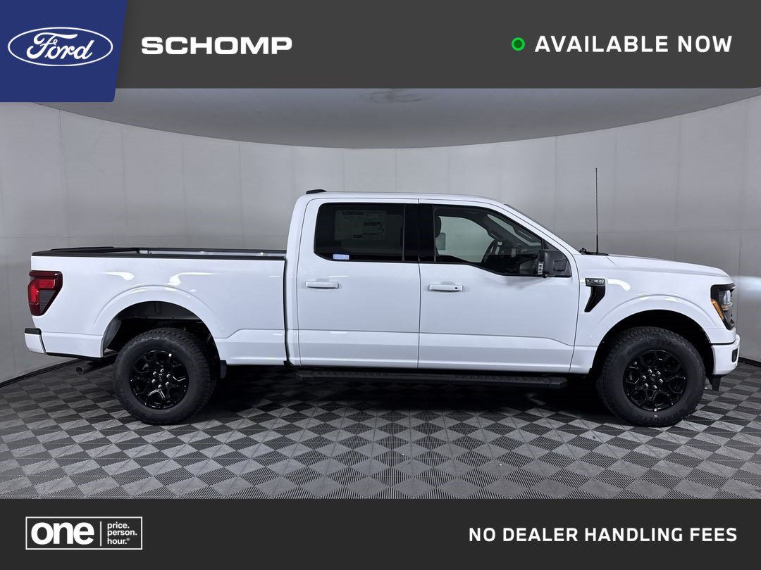 New 2026 Oxford White Ford XLT image 1