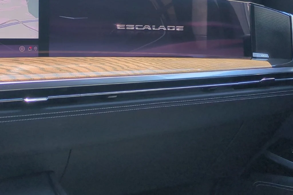 2026 Cadillac Escalade Platinum Sport - Photo 21