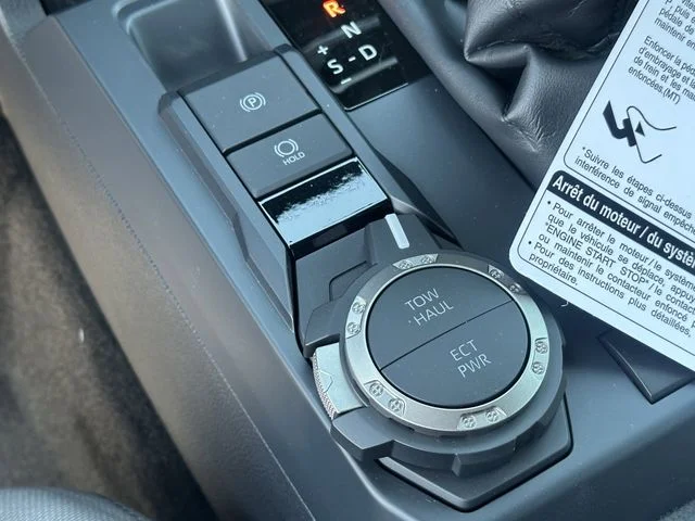 2025 Toyota Tacoma SR5 - Photo 20