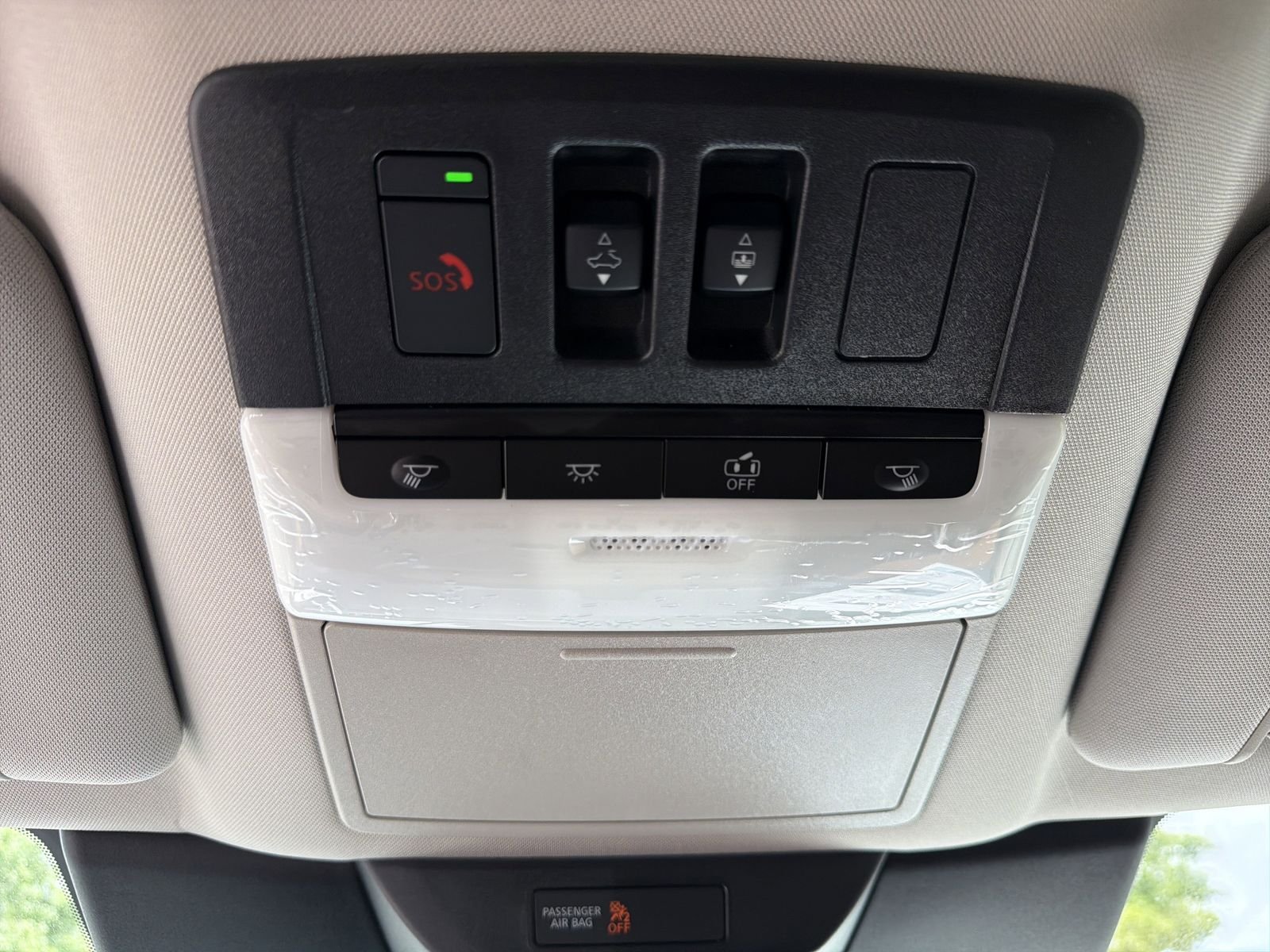 New 2026 White Nissan Platinum image 15