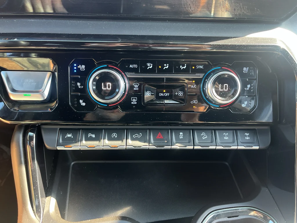 Used 2023 Summit White GMC AT4X image 30