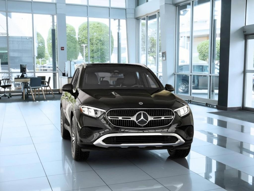 New 2026 Black Mercedes-Benz GLC 300 image 8