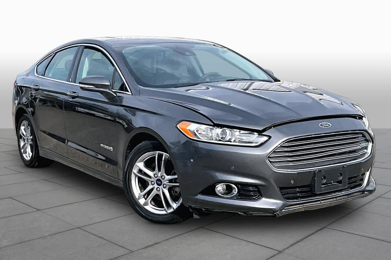 Pre-Owned 2015 Ford Fusion Hybrid Titanium Hybrid