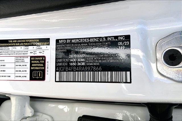 Certified Used 2024 White Mercedes-Benz GLE 350 image 30