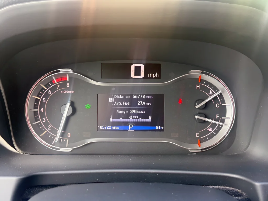 Used 2016 Lunar Silver Metallic Honda EX-L image 24