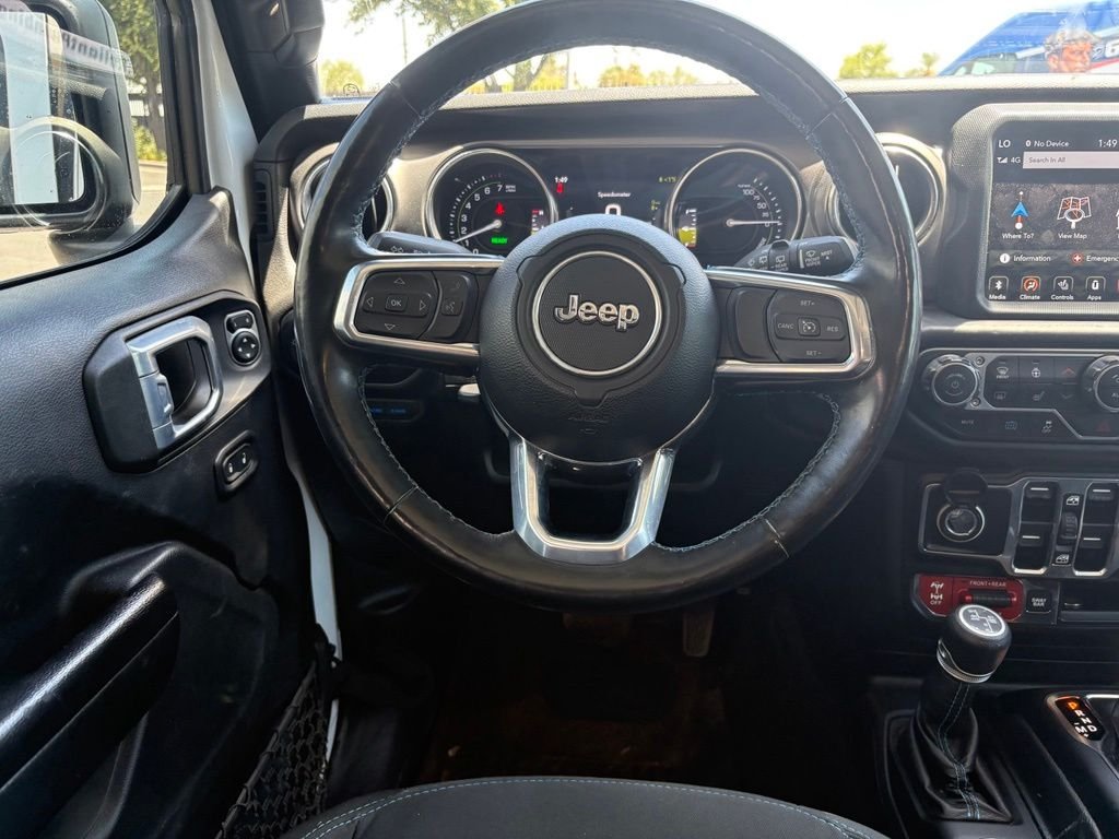 Used 2021 White Jeep Unlimited Rubicon 4xe image 7
