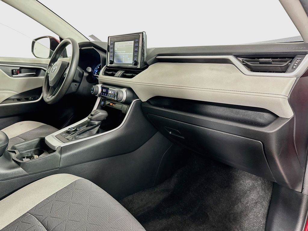Used 2021 Pearl Toyota XLE image 29