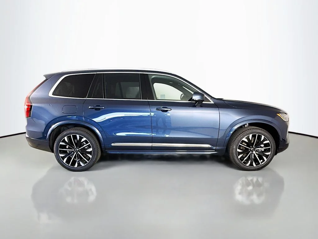 New 2026 Blue Volvo T8 Plus image 8