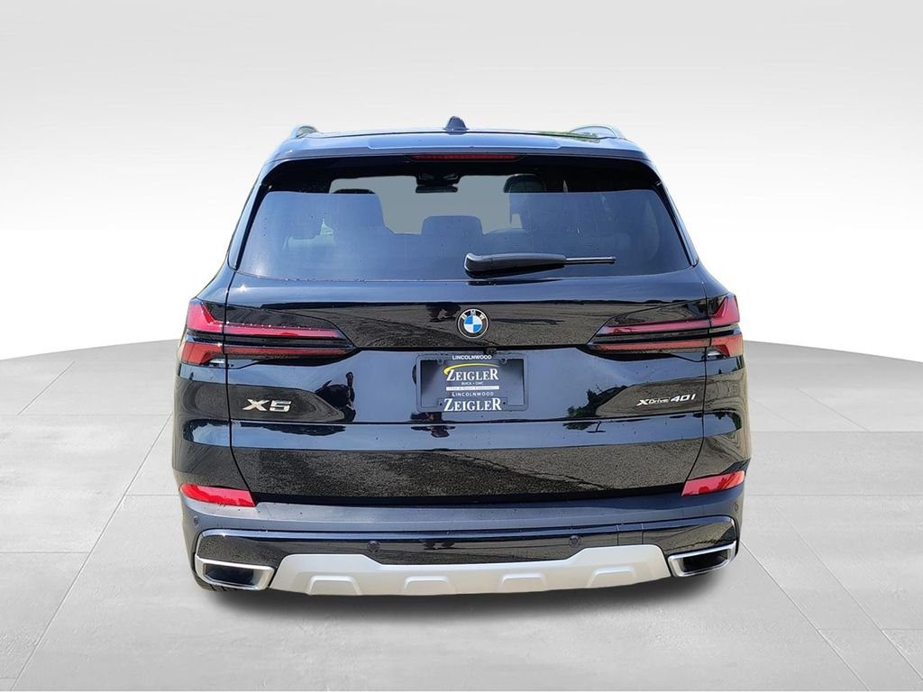 Used 2026 Black BMW xDrive40i image 9