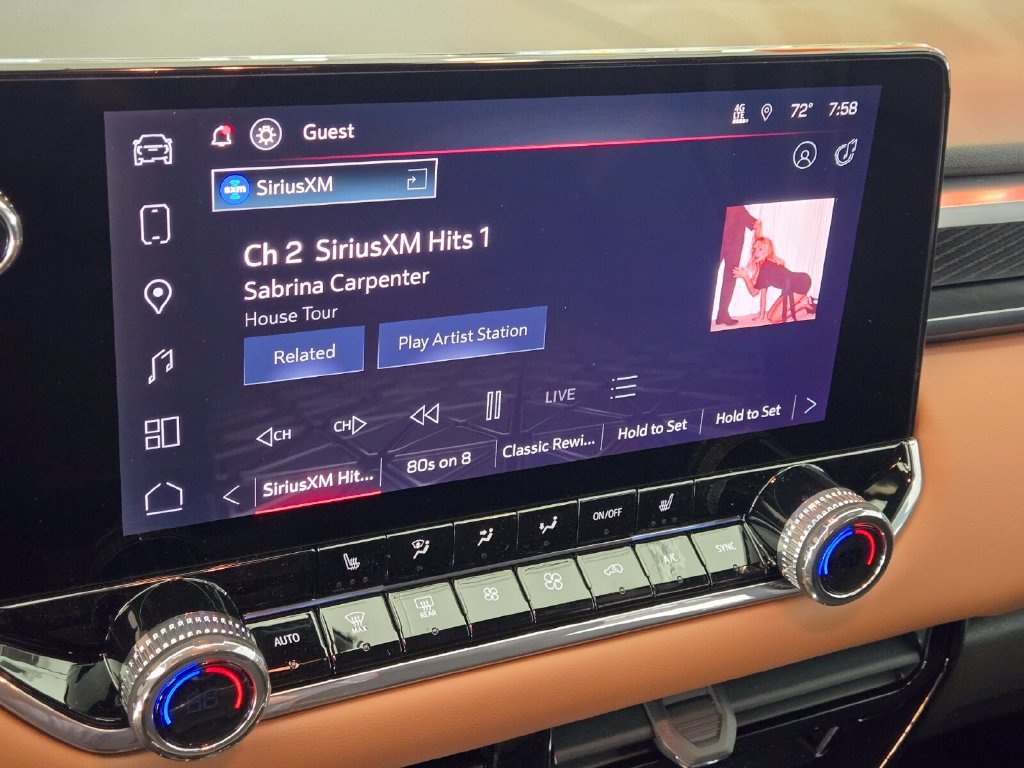 2026 GMC Canyon AT4 - Photo 15