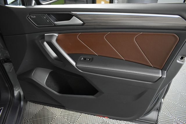 2024 Volkswagen Tiguan SEL R-LINE - Photo 18
